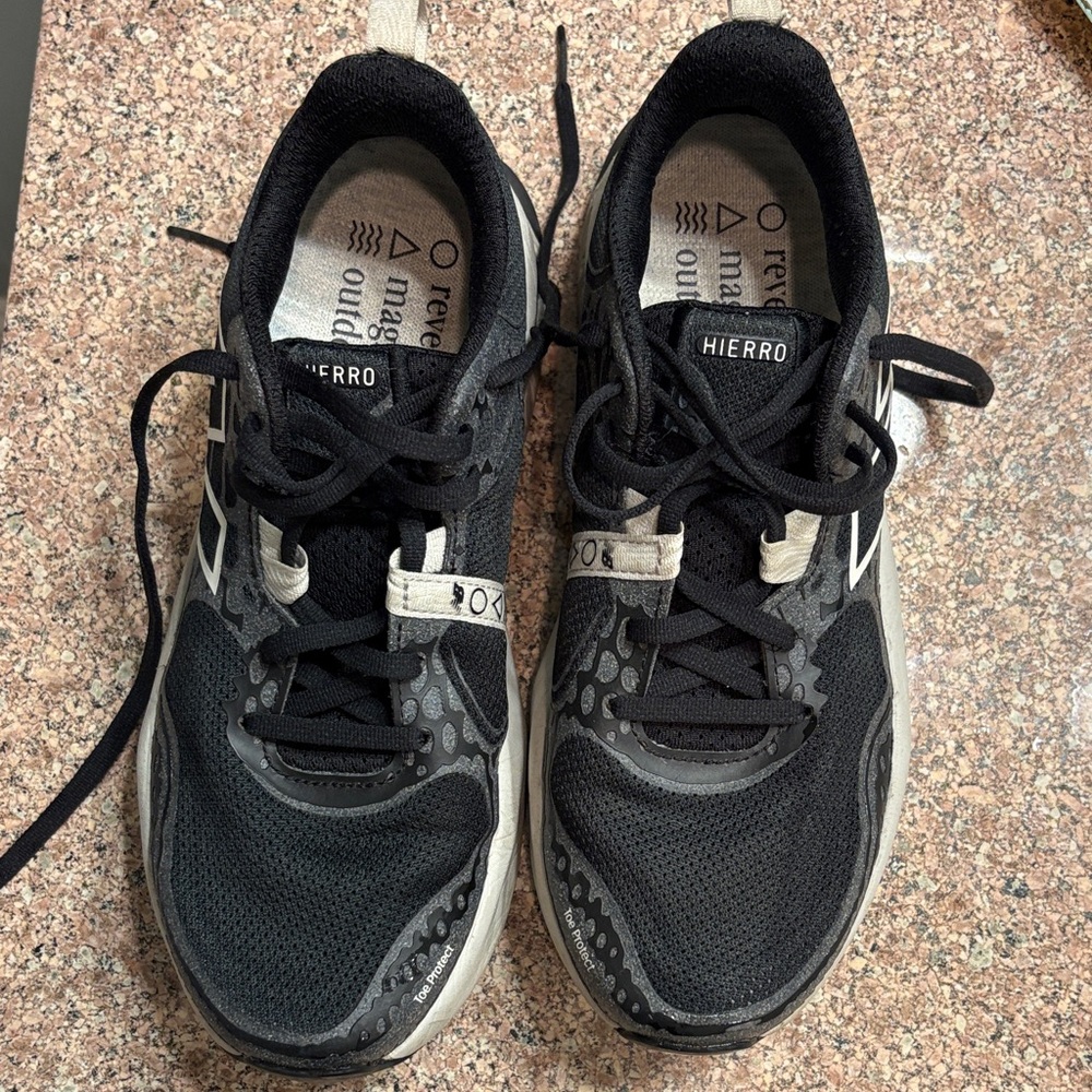 New Balance Hierro Trail Shoes - Black & Cream